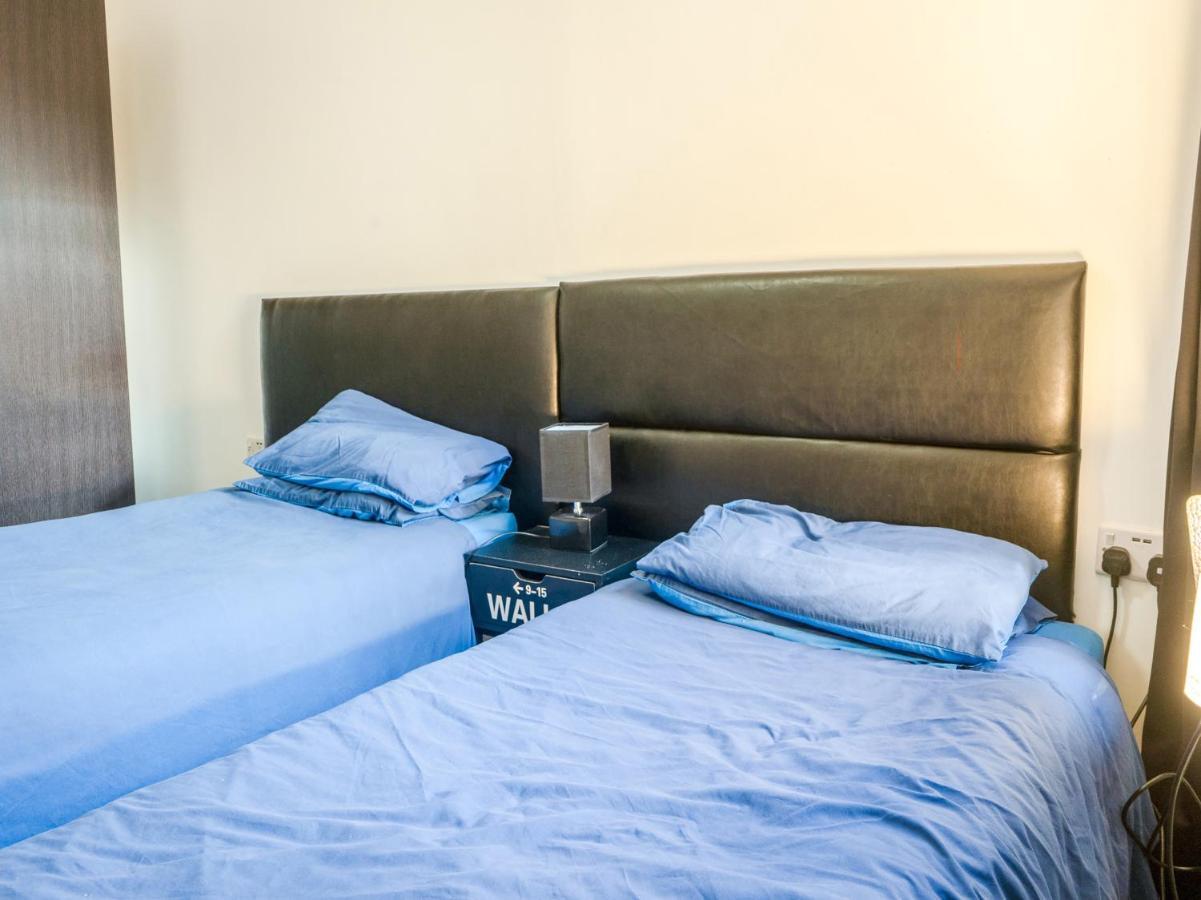 La Tavola Calda Hotel Nuneaton Eksteriør bilde