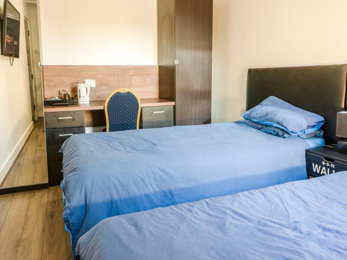 La Tavola Calda Hotel Nuneaton Eksteriør bilde